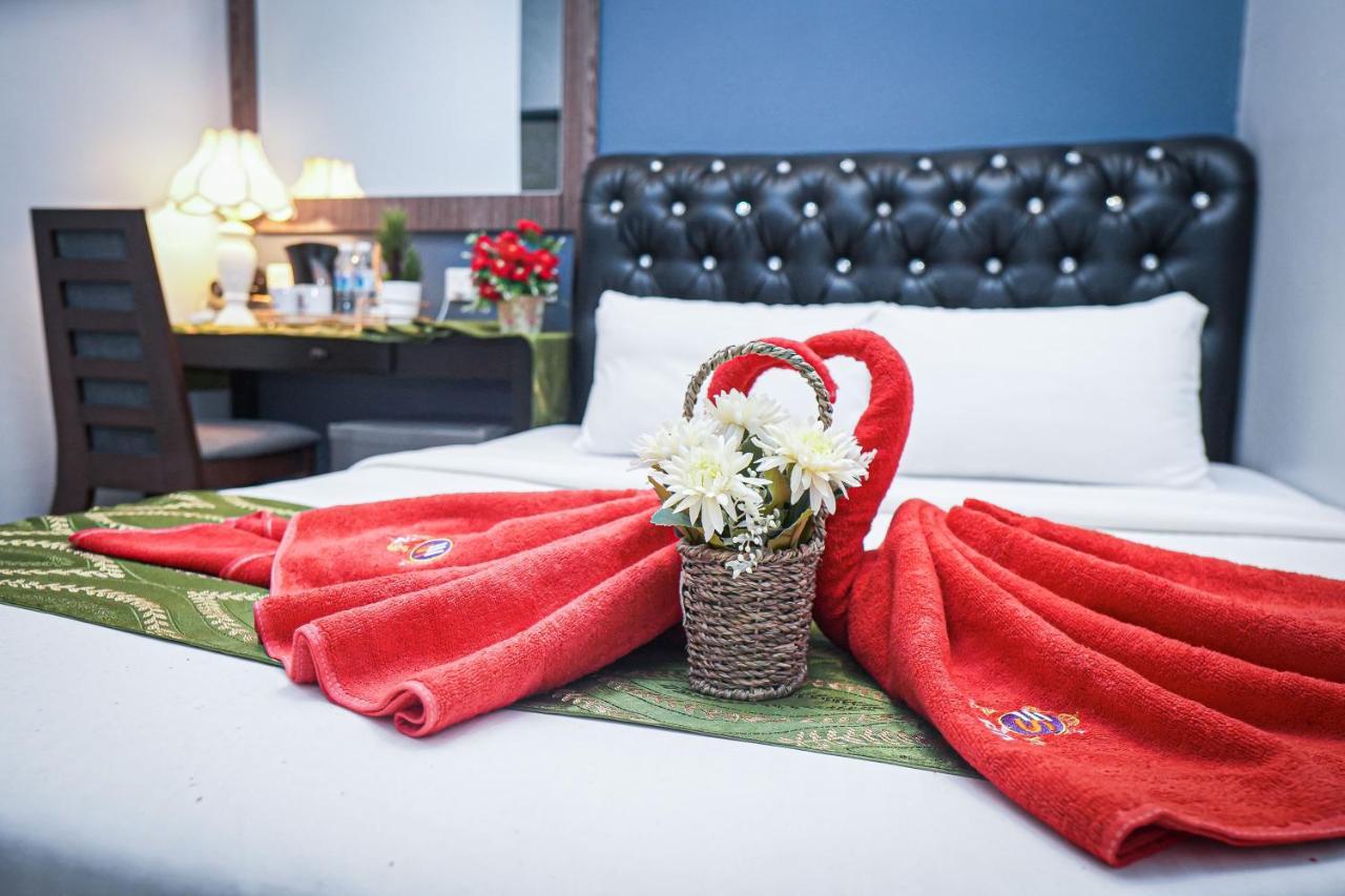 Hotel Ghazrins Desaru Pengerang Exteriér fotografie