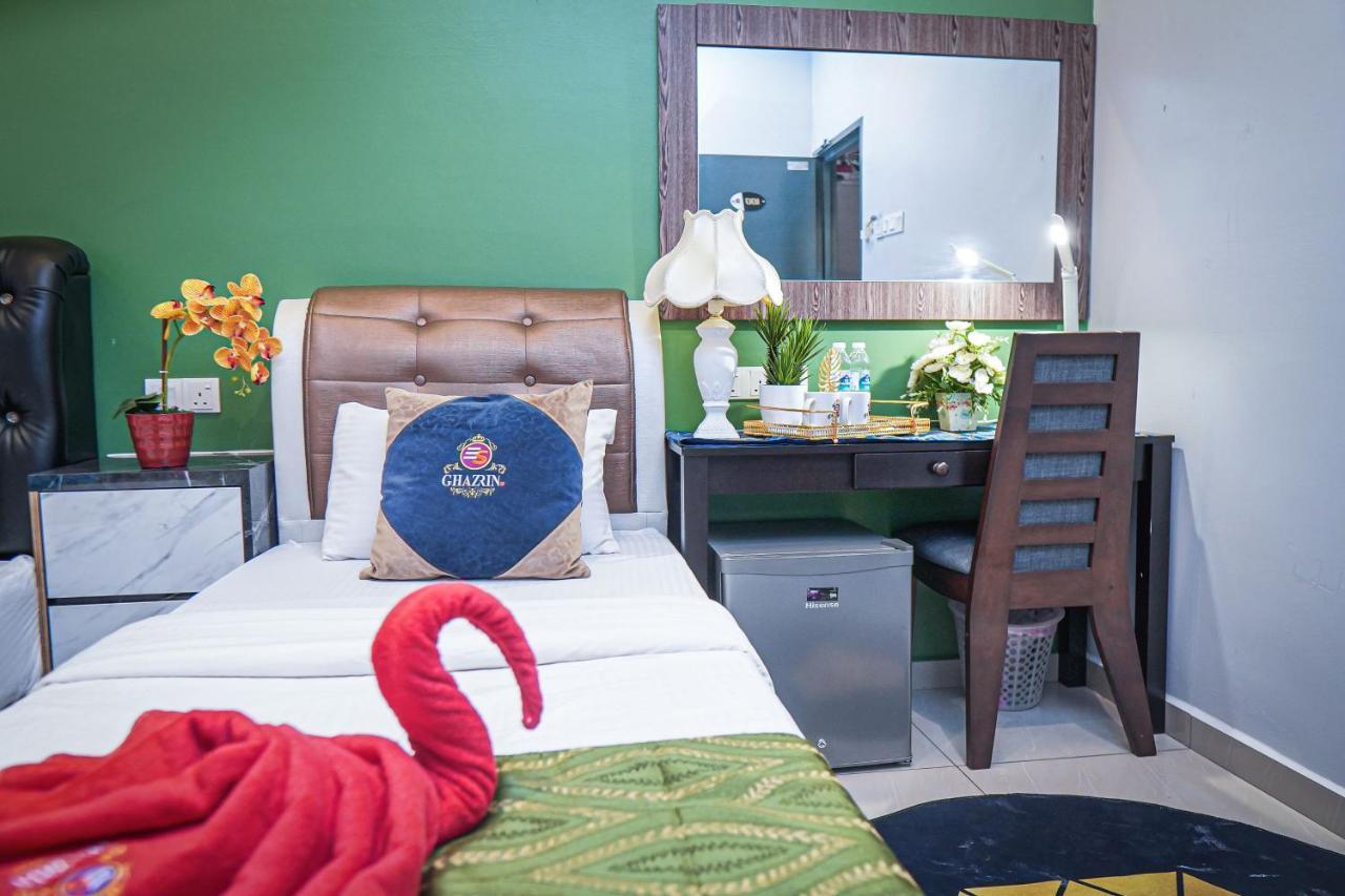 Hotel Ghazrins Desaru Pengerang Exteriér fotografie